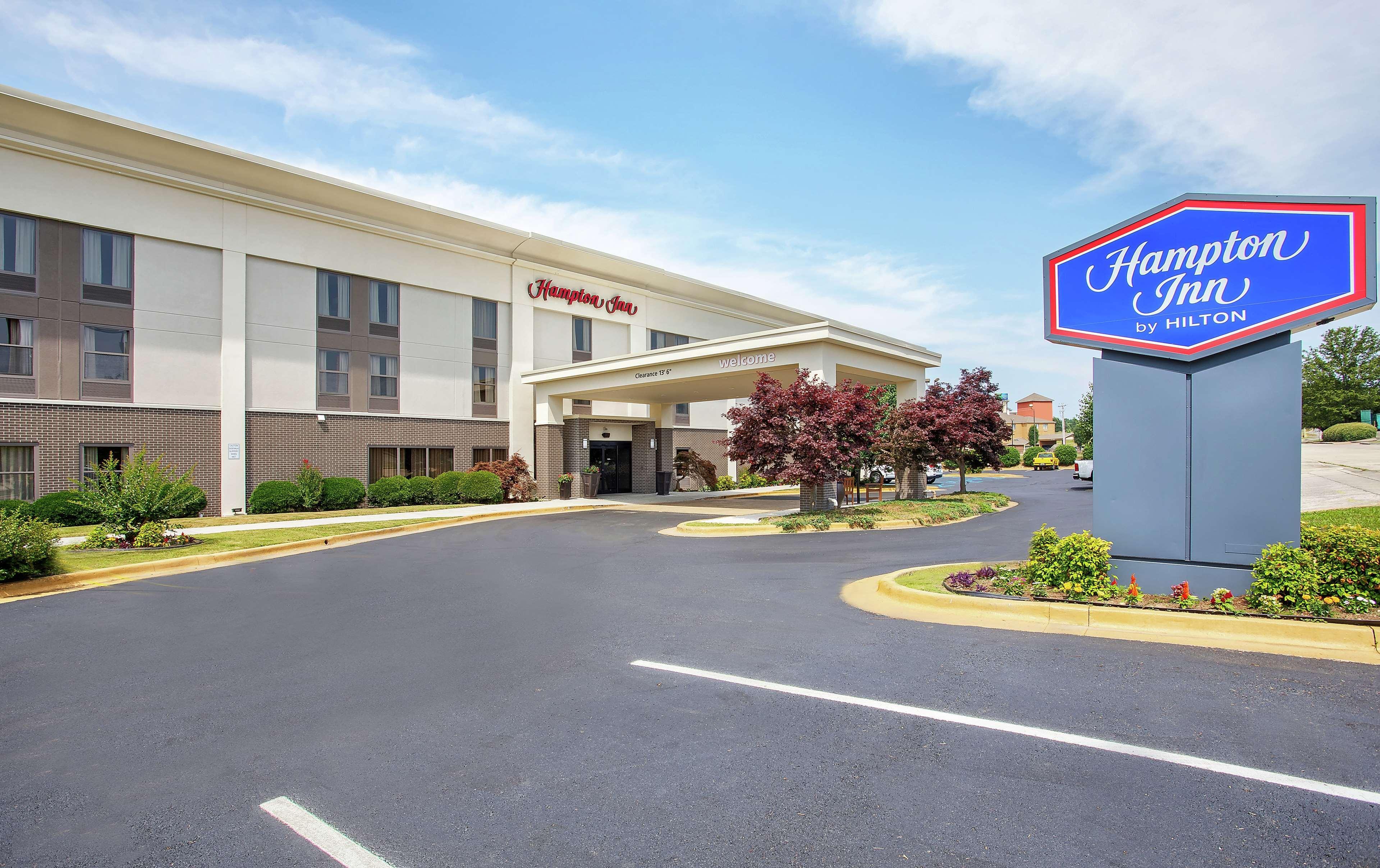 Hampton Inn Каллмен Екстер'єр фото