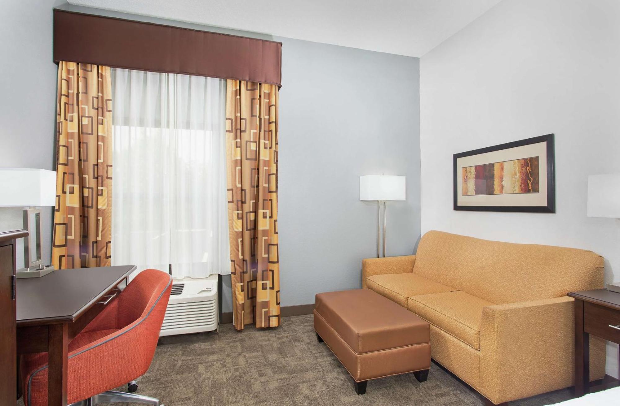 Hampton Inn Каллмен Екстер'єр фото