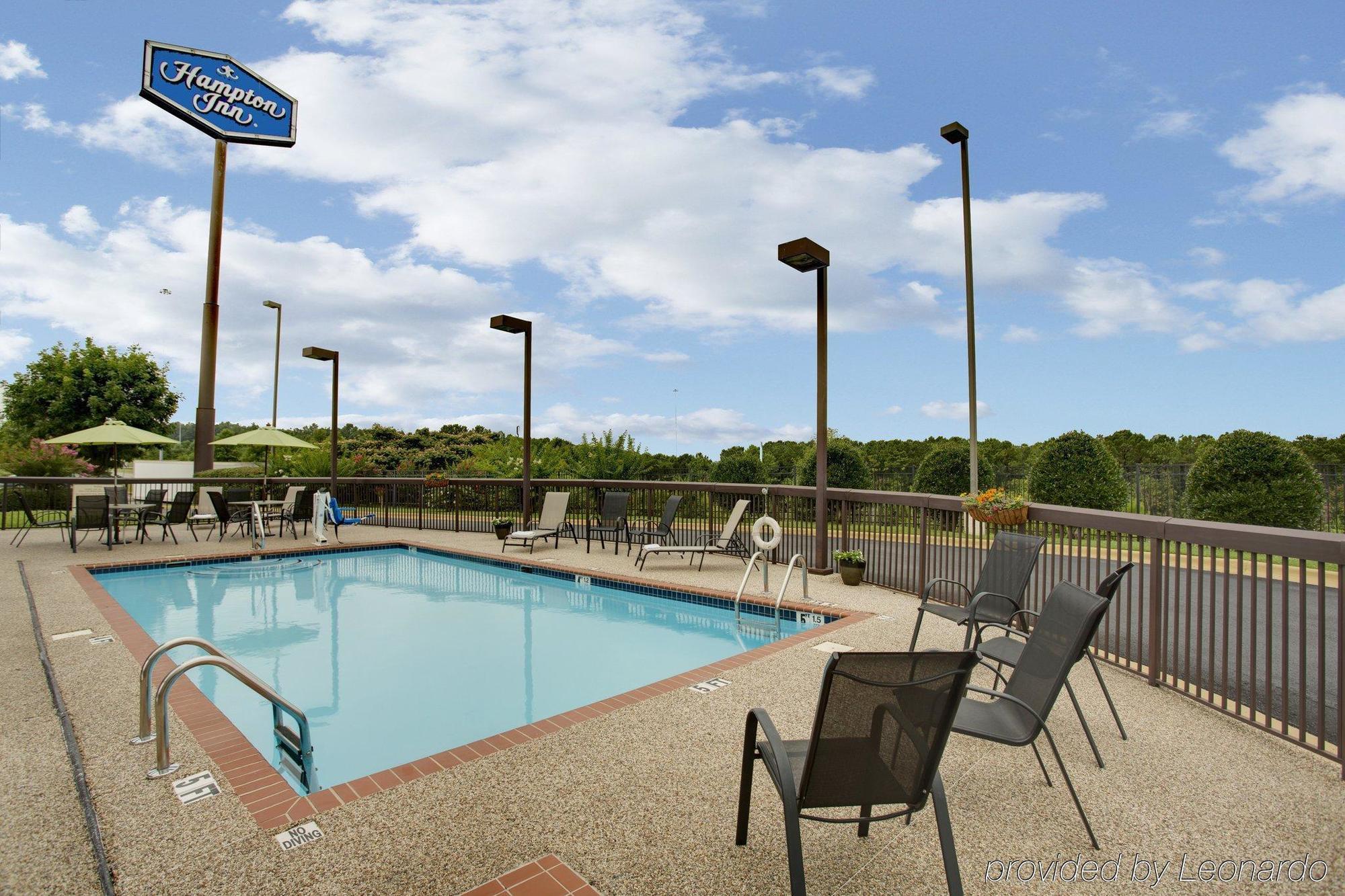 Hampton Inn Каллмен Екстер'єр фото